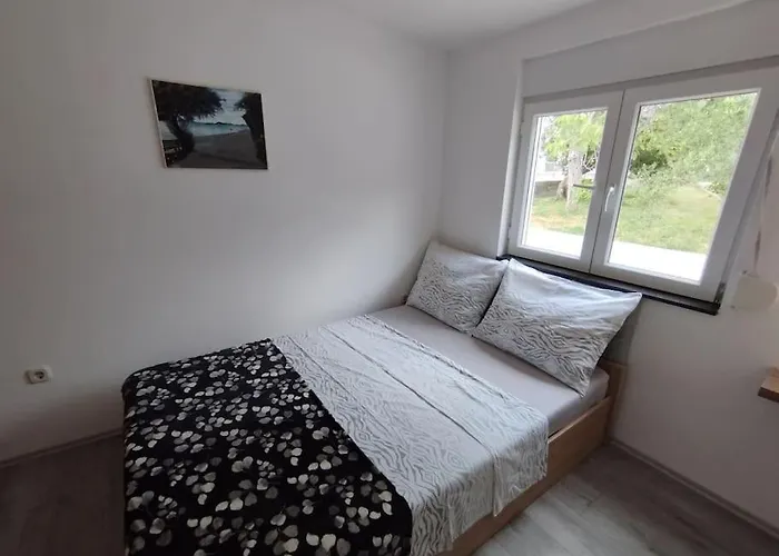 Apartment Marija Zlarin